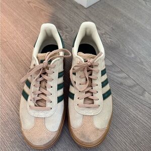 Adidas Cream and Green Sneakers for Everyday Comfort